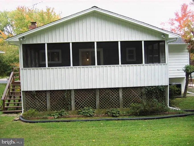 4 bed, 2.5 bath, 1588 sqft, $3,400 — Photo 4