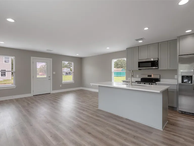 250 N Shady Oaks Dr — Photo 5