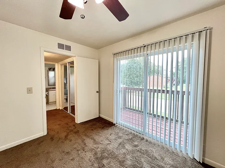 Mayfair Apartments — Photo 110