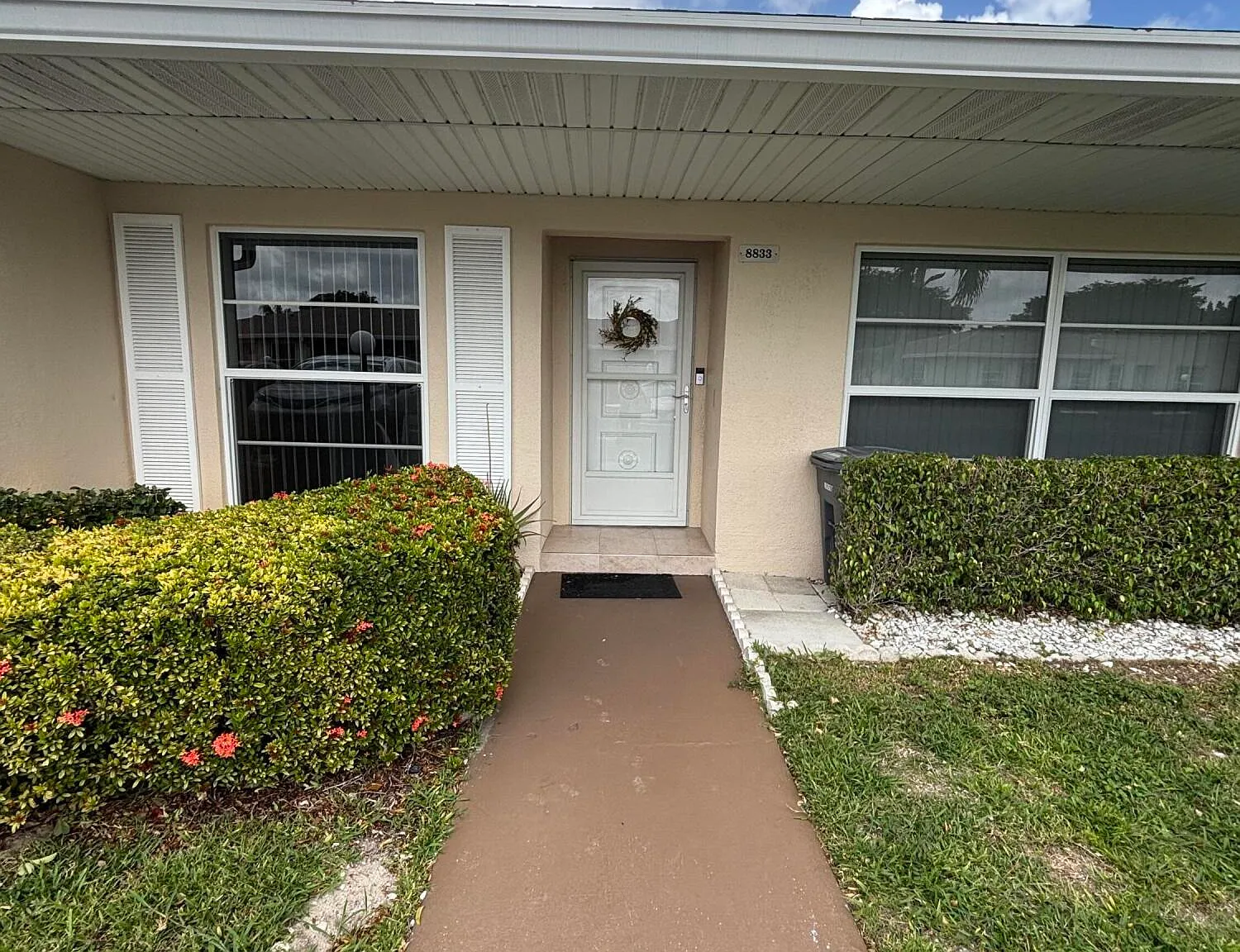 2 bed, 2.0 bath, 908 sqft, $3,250 — Photo 3