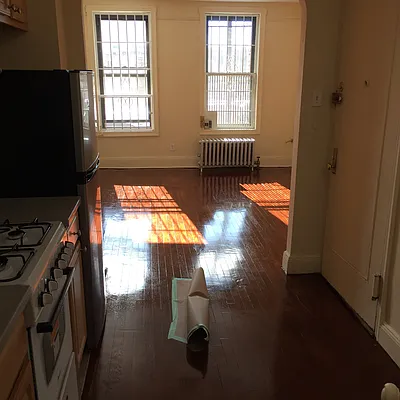 Rented by J Misrahi Realty Corp | media 30