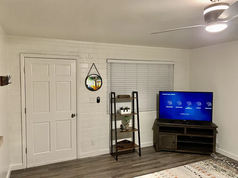 3421 N Paiute Way #7 — Photo 4