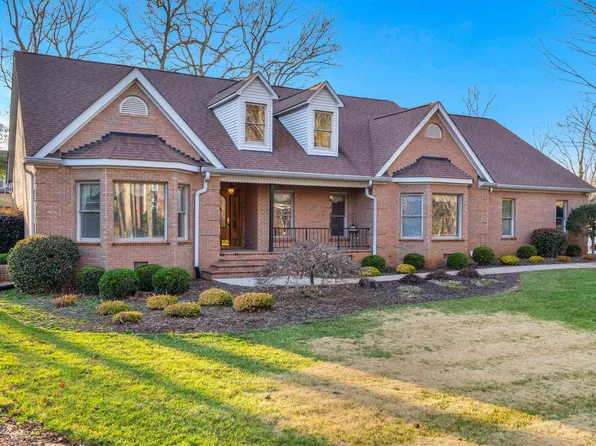 33 Weybridge Ct, Greenville, SC 29615