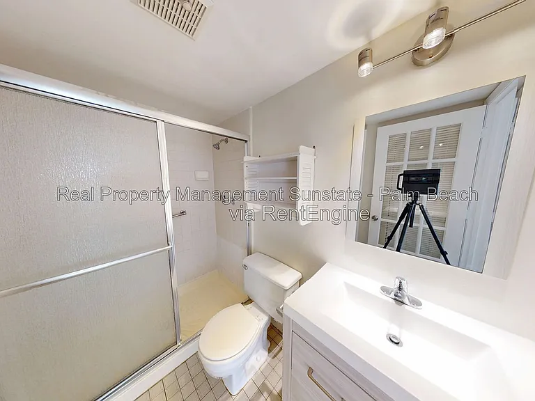 1015 Green Pine Blvd #C2 — Photo 18