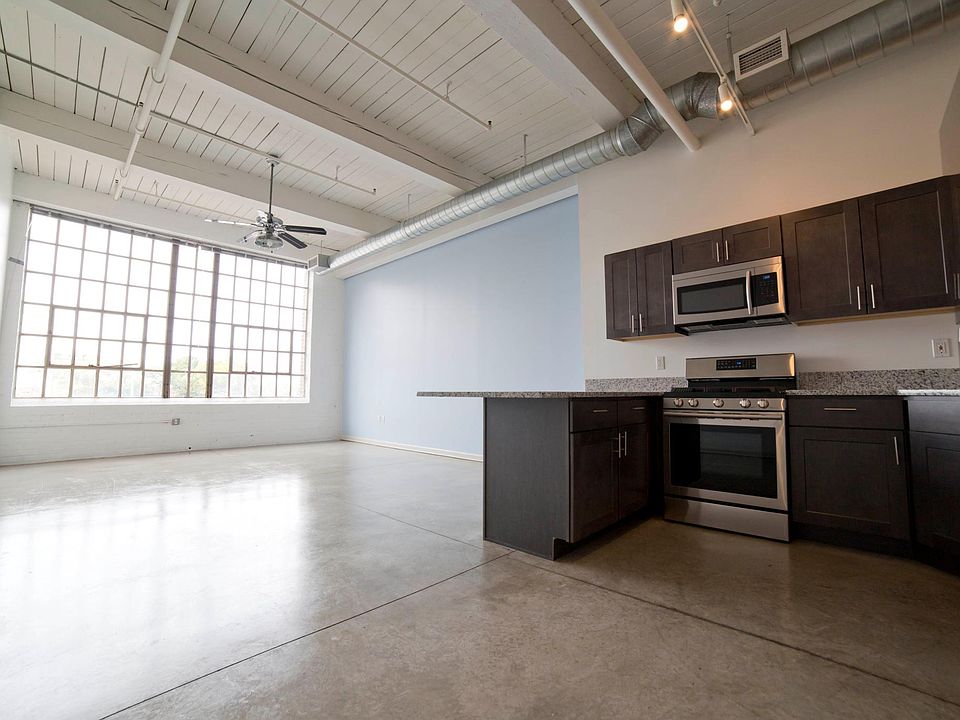 1st image of 2860 Detroit Ave APT 203