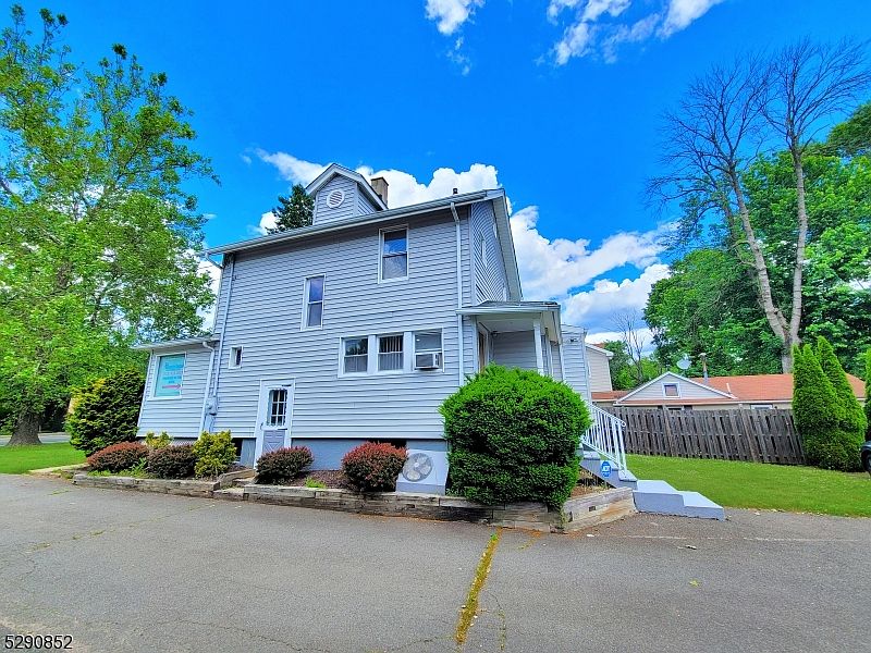 85 Greenbrook Rd Dunellen NJ Zillow