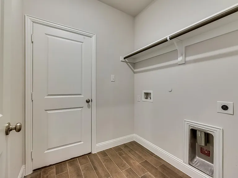 3508 Lillian Ct — Photo 11