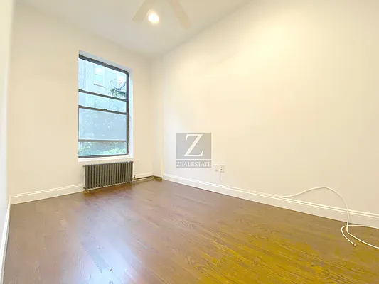 Rented by ZealEstate Group Inc | media 46