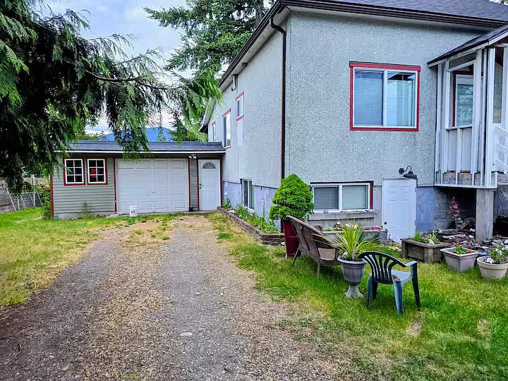 69 Strickland Street Nanaimo — Photo 1