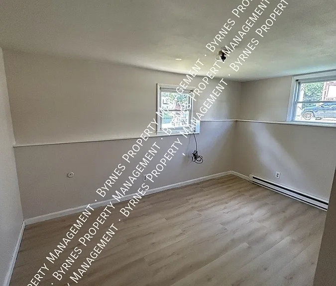 148 Charlton St #C — Photo 2