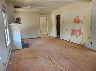 6834 NE Sandy Blvd #1, Portland, OR 97213