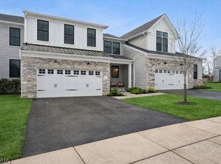 27 Brambling Road Carriages, Berkeley Heights Twp., NJ 07922