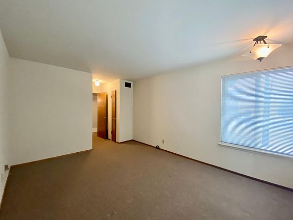 4th image of 1050 Columbus Ave APT 102