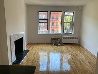 Rented by Salon Realty Corp