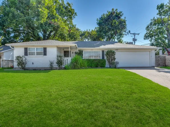 3573 Westfield Ave, Fort Worth, TX 76133