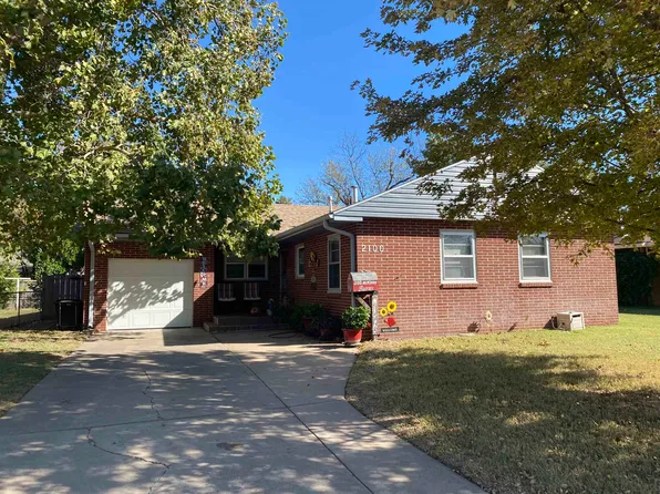 2100 McKinley St, Great Bend, KS 67530
