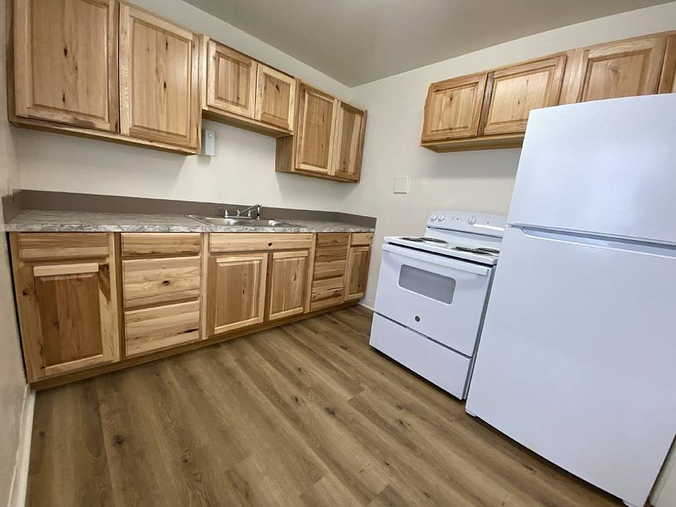 1st image of 801 NE Alameda Ave