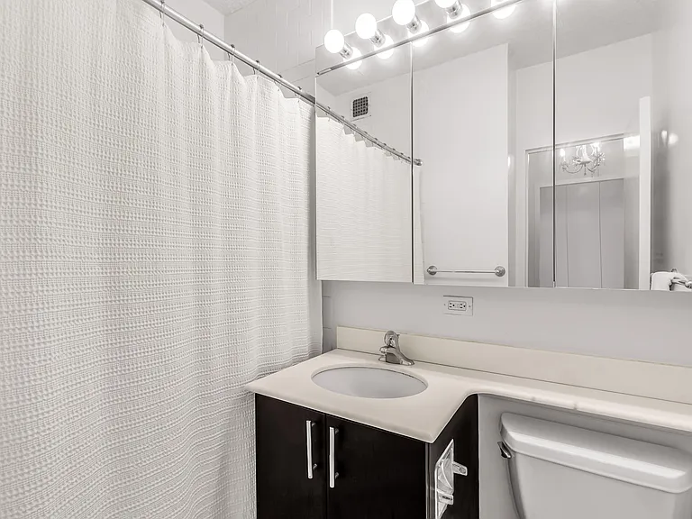 60 E 8th St #17H — Photo 7
