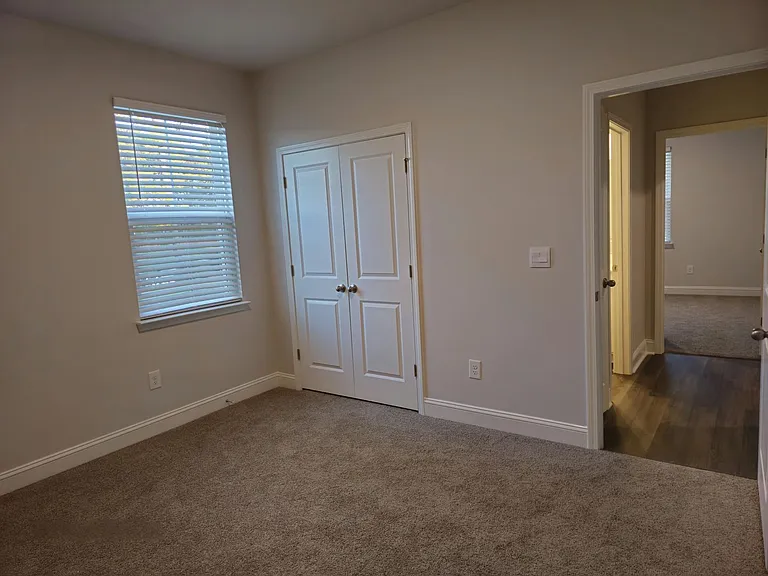 1000 Beechfield Ct — Photo 36