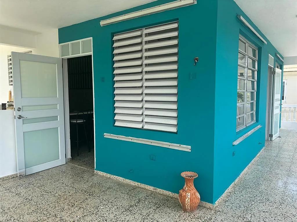 3 bed, 2.0 bath, 920 sqft, $1,100 — Photo 4