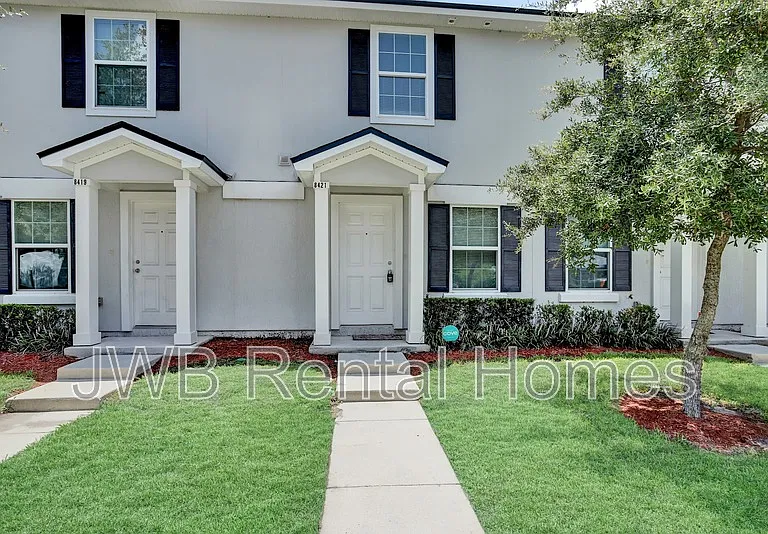8421 McGirts Village Ln — Photo 2