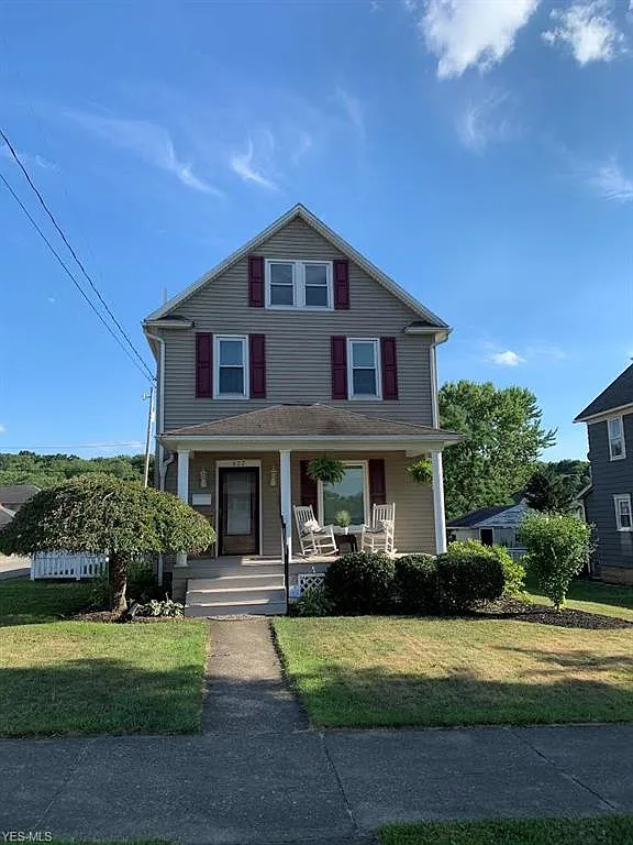 627 Alice St photo 1