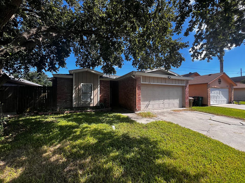 1st image of 2534 Cresterrace Dr #A