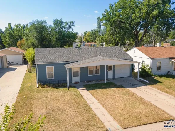 125 E Saint Francis St, Rapid City, SD 57701