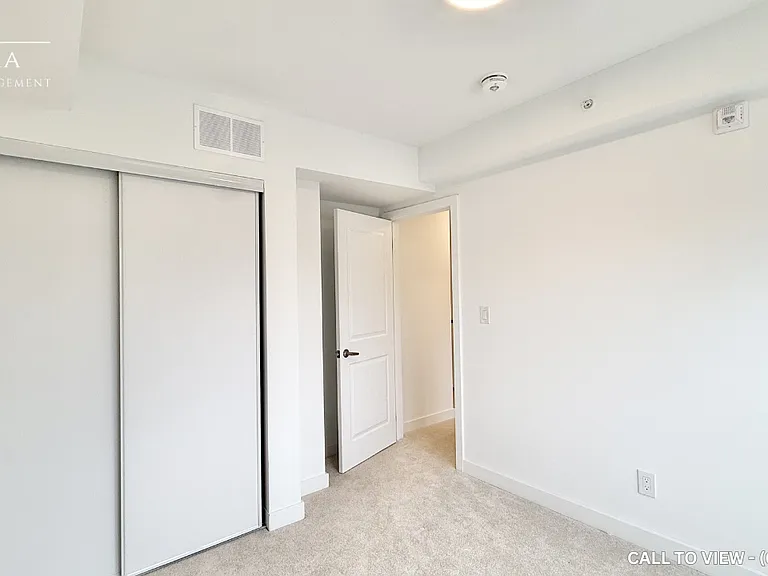 400 Mary St E #4 — Photo 8