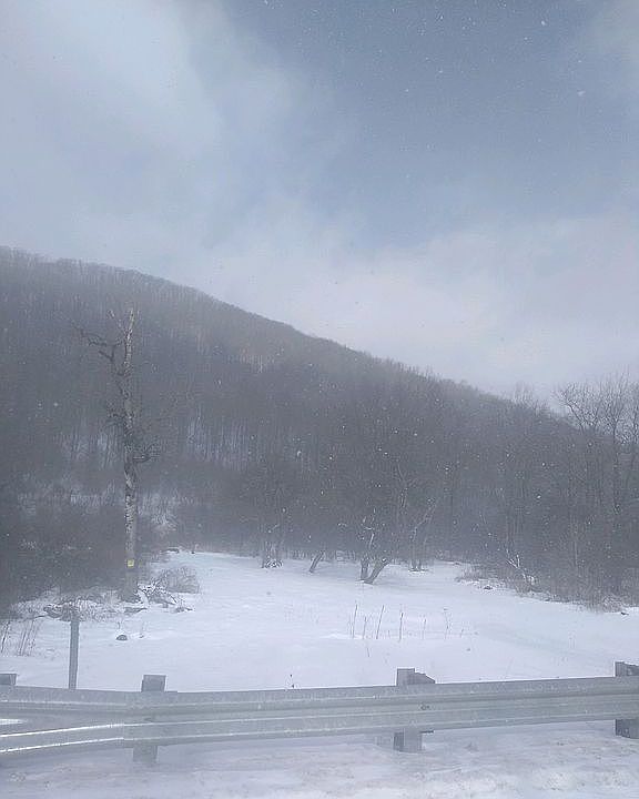 2nd image of W Valley Rd