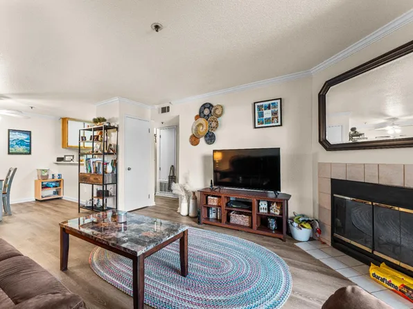 1019 Dornajo Way APT 123, Sacramento, CA 95825