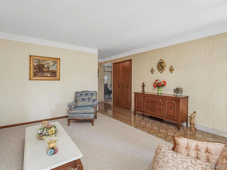 28506 Steele Dr — Photo 11