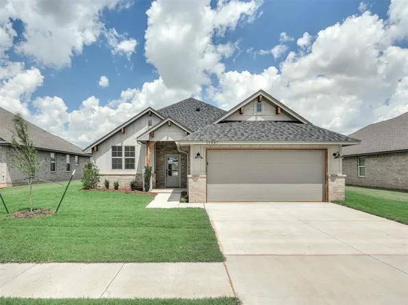 11937 NW 120th St, Yukon, OK 73099