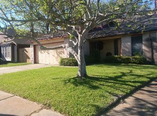 7902 Arbor Glen Rd, Houston, TX 77071