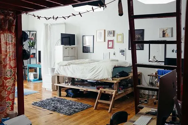 Rented by Nooklyn NYC LLC | media 60