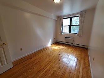 Rented by Chase Global Realty Corp