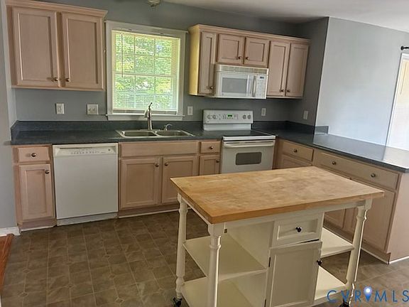 3rd image of 7842 Winding Ash Ct