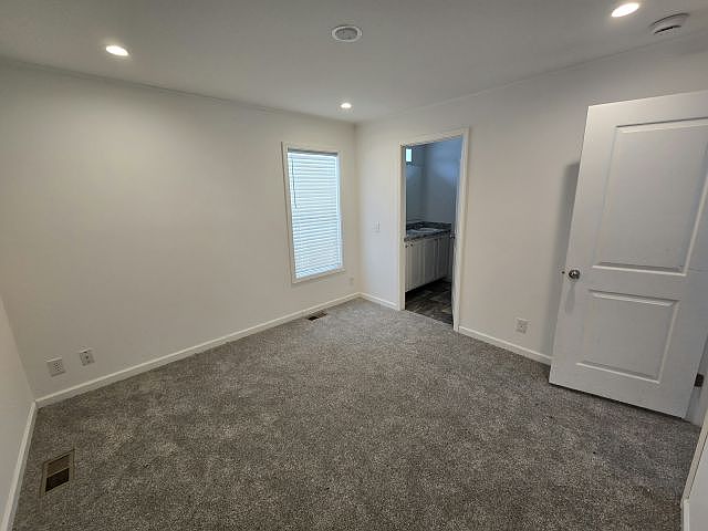 2nd image of 309 Hilton Dr #261