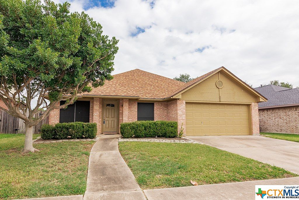 202 Bridle Ln Victoria TX 77904 Zillow