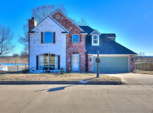 2913 W Berwick, Claremore, OK 74017