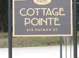 615 Hayman St, Huntsville, TX 77340