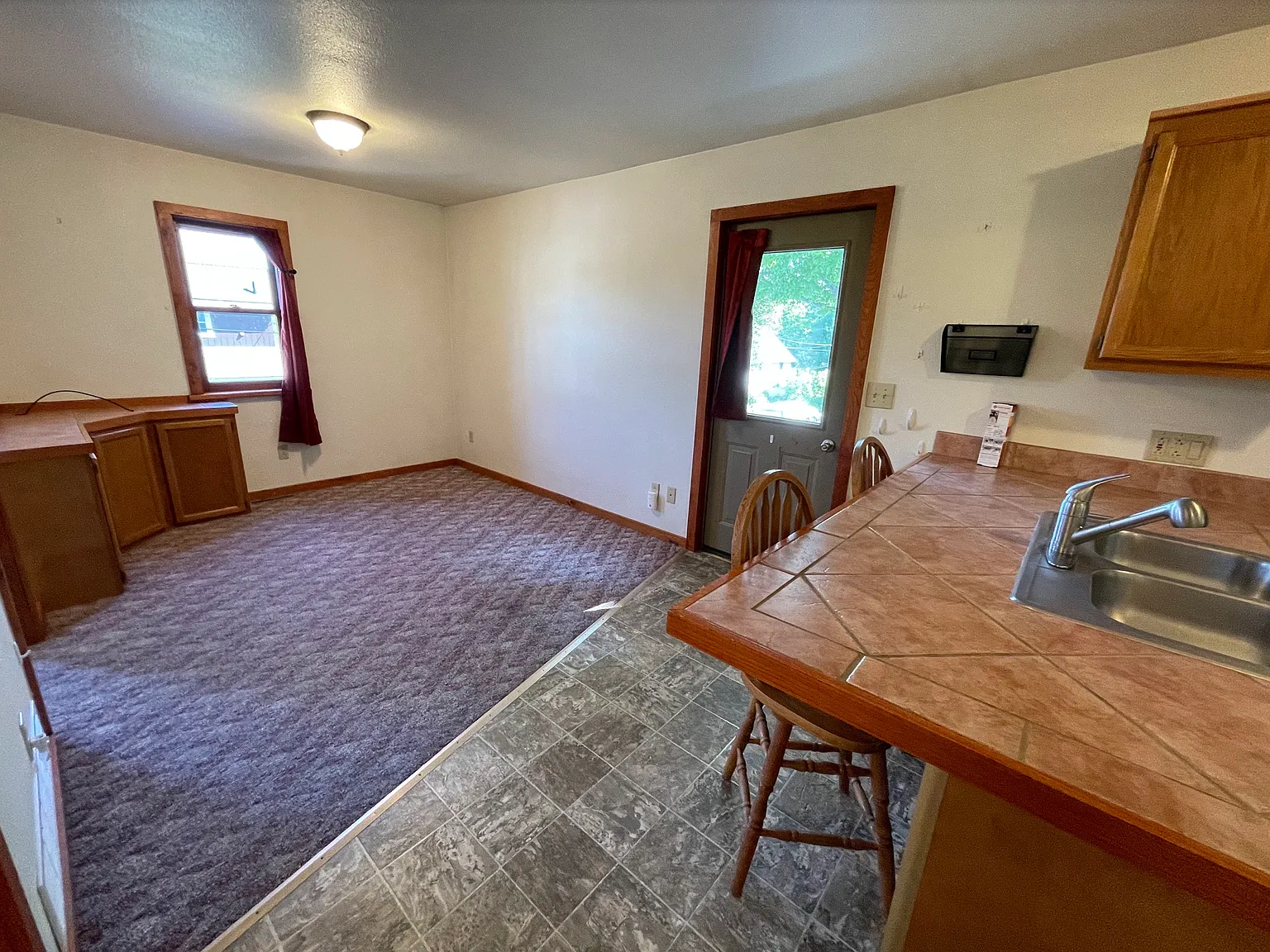 807 E South Ave. Houghton MI 49931 — Photo 2
