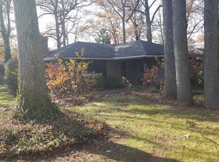 15 Valley Rd, Colonia, NJ 07067