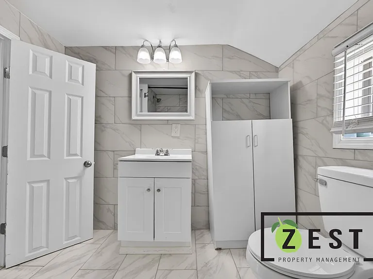 11726 Deering St — Photo 7