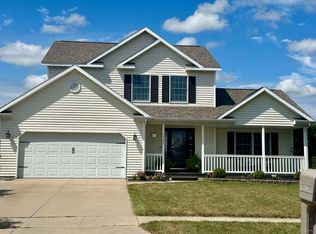 7320 Zachary Dr, Bay City, MI 48706