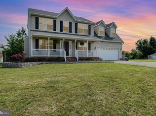 7504 Heathrow Dr, Fredericksburg, VA 22407