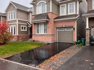 66 Escallonia Ct, Ottawa, ON K2S 0W9