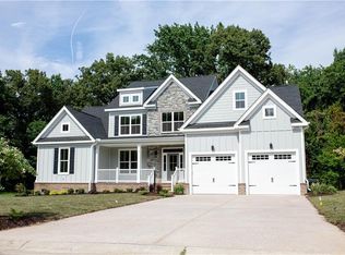 15414 Mills Pointe Ln, Windsor, VA 23487