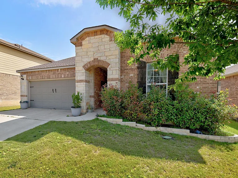 744 Hoot Owl Ln S — Photo 3