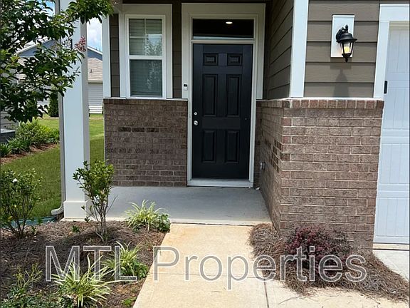 2nd image of 2011 Weddington Pointe Dr